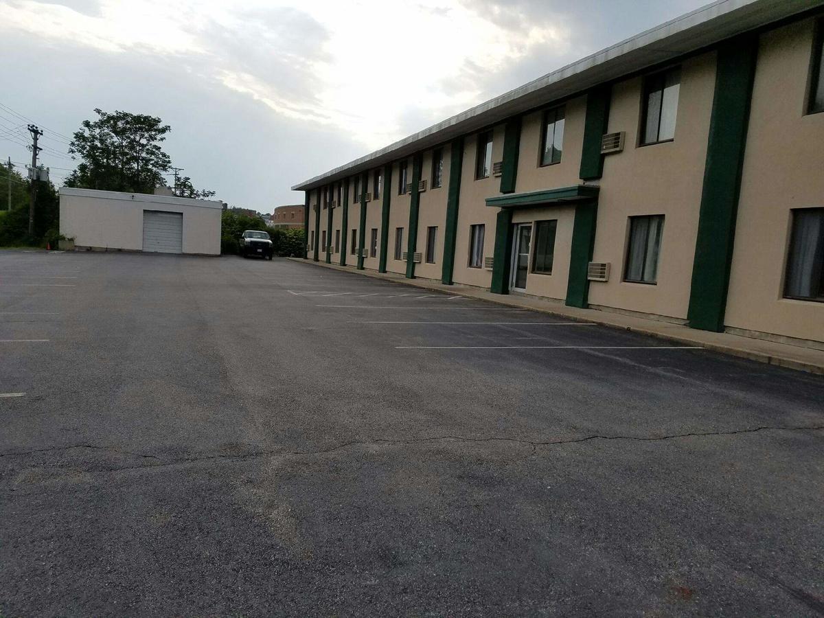 Woonsocket Motor Inn Luaran gambar